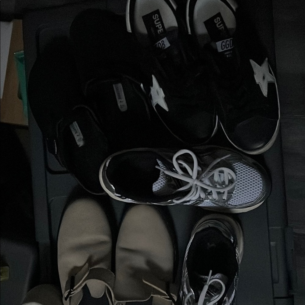 Nike Black and White Athletic Shoes